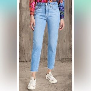 Levi’s Wedgie Straight Jeans